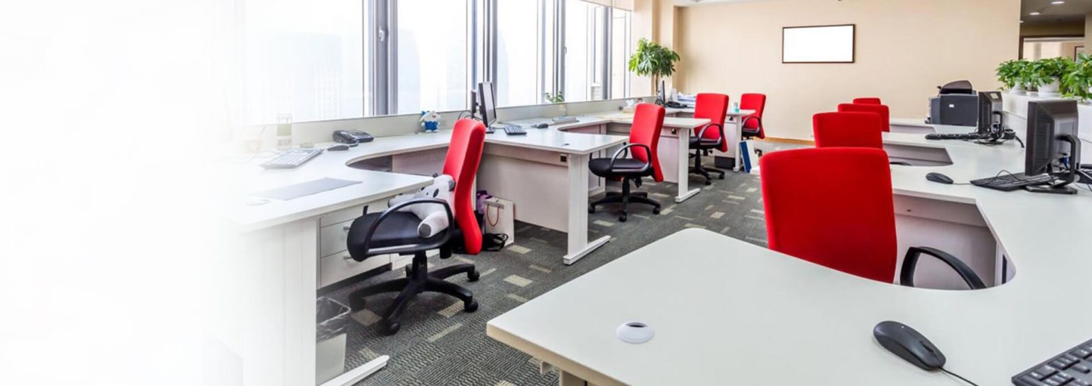 Modern workspace furnished with used office furniture Toronto, Markham and Brampton companies can rely on.