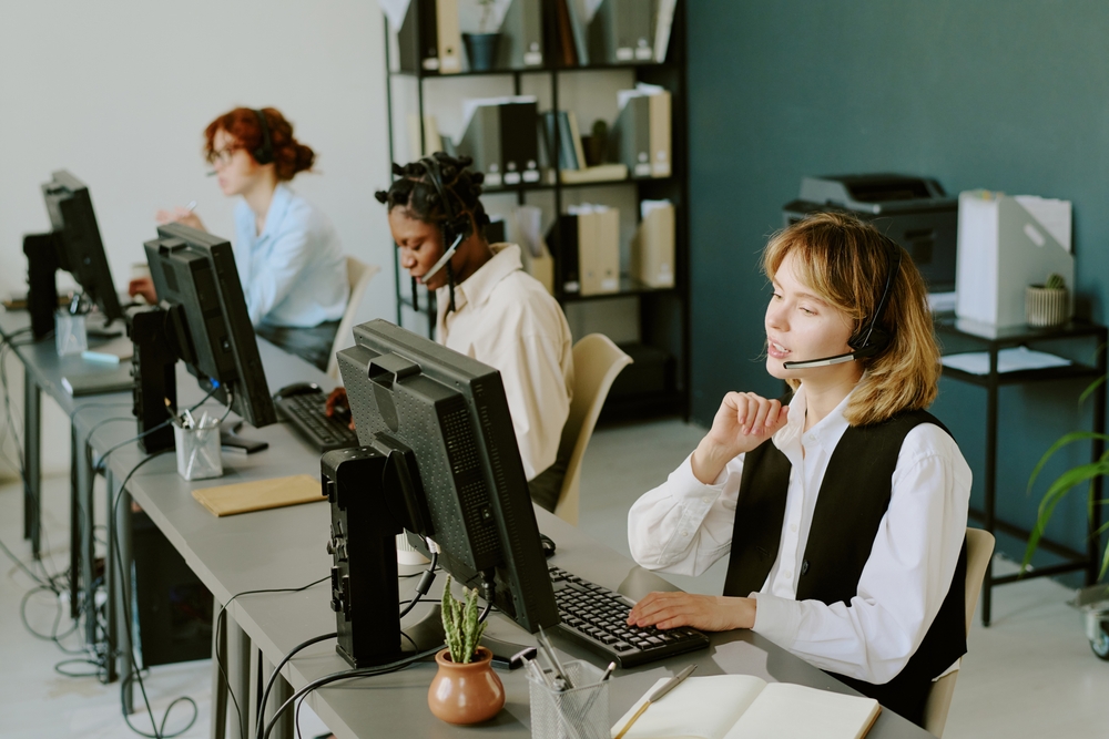 Where to buy commercial office furniture for ergonomic workstations and desks
